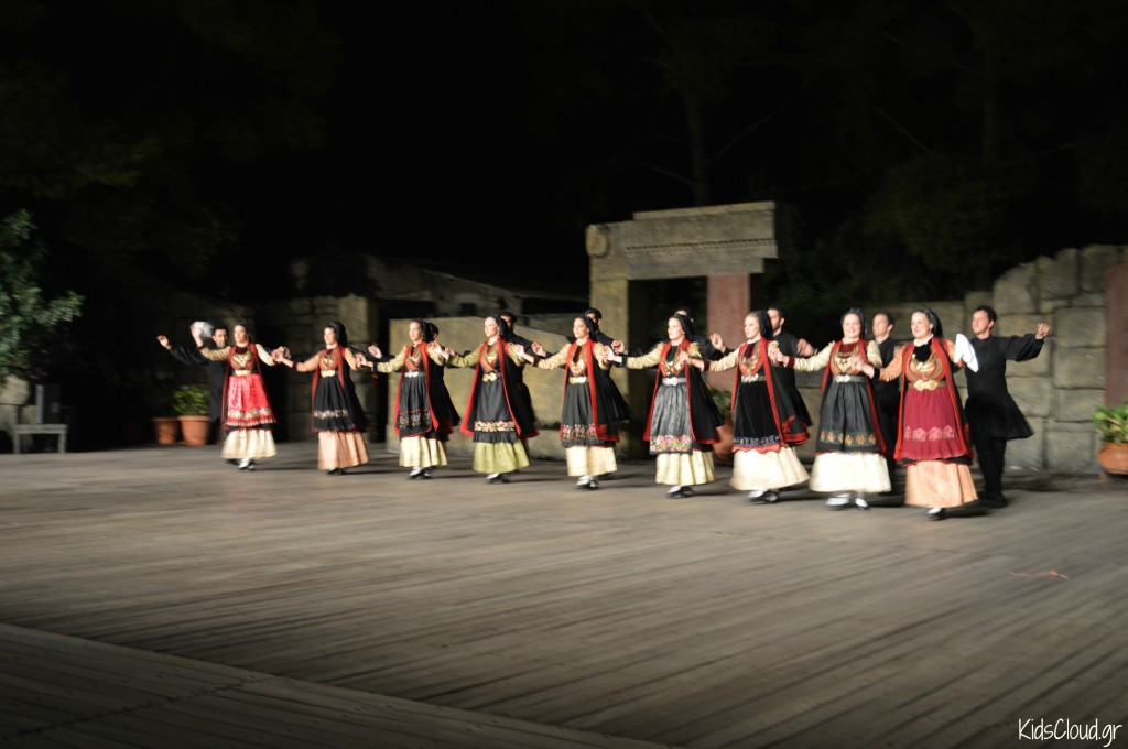 Θέατρο Ελληνικών Χορών "Δόρα Στράτου"